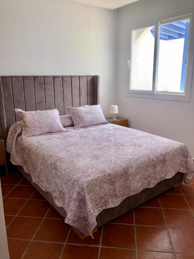 Brand New Beautiful Vacation House - Family Only Cabo Negro Buitenkant foto